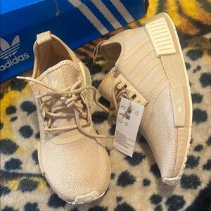 Adidas Women's Cream Sneakers
